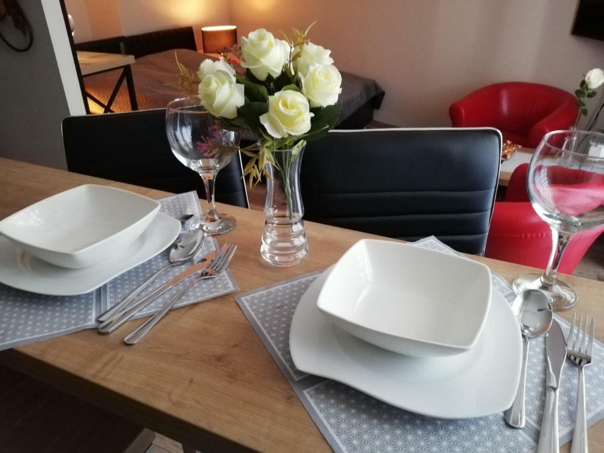 Papaver Apartament Ζιελόνα Γκόρα Εξωτερικό φωτογραφία